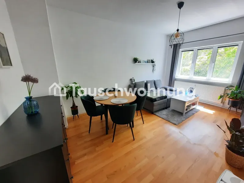 Tauschwohnung: 🌟 Helle 2-Zimmer-DG-Wohnung in Lichtenberg zum Tausch — photo 1